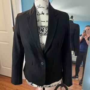 Worthington Women's Classic Black Blazer